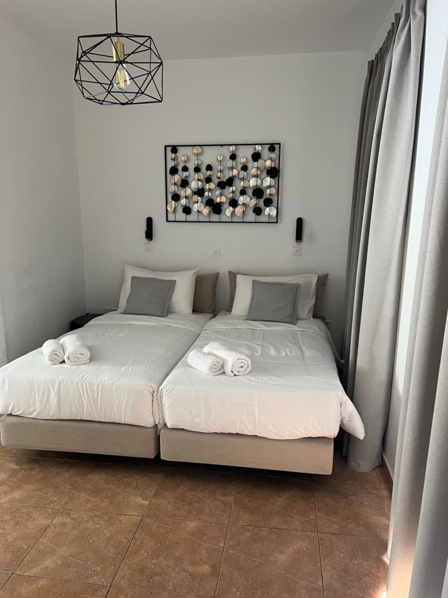 Nikos Studios Livadia  Extérieur photo