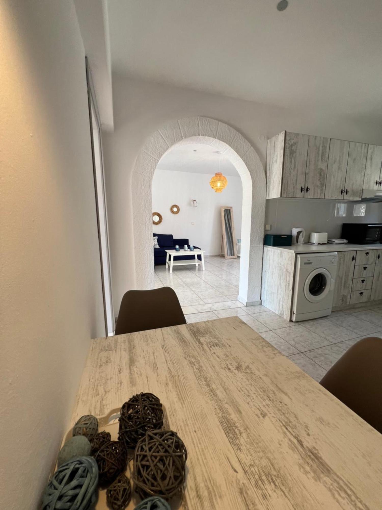Nikos Studios Livadia  Extérieur photo