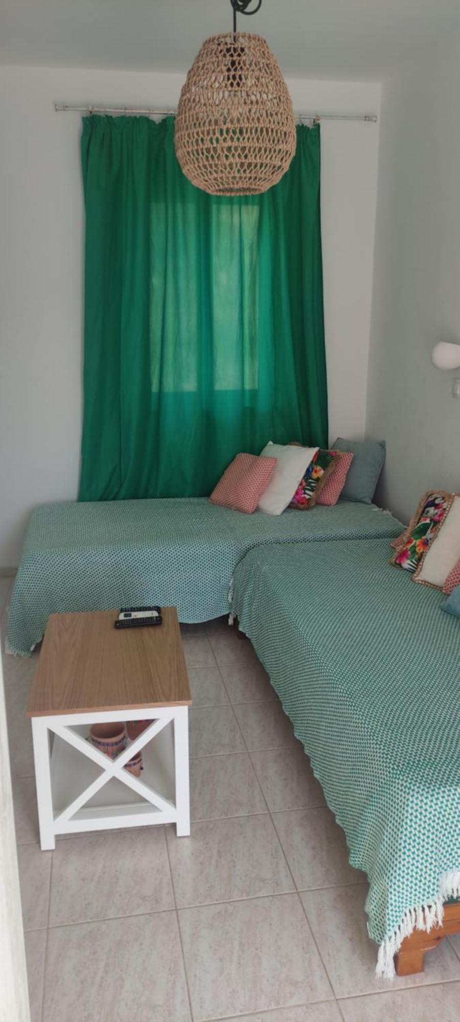 Nikos Studios Livadia  Chambre photo
