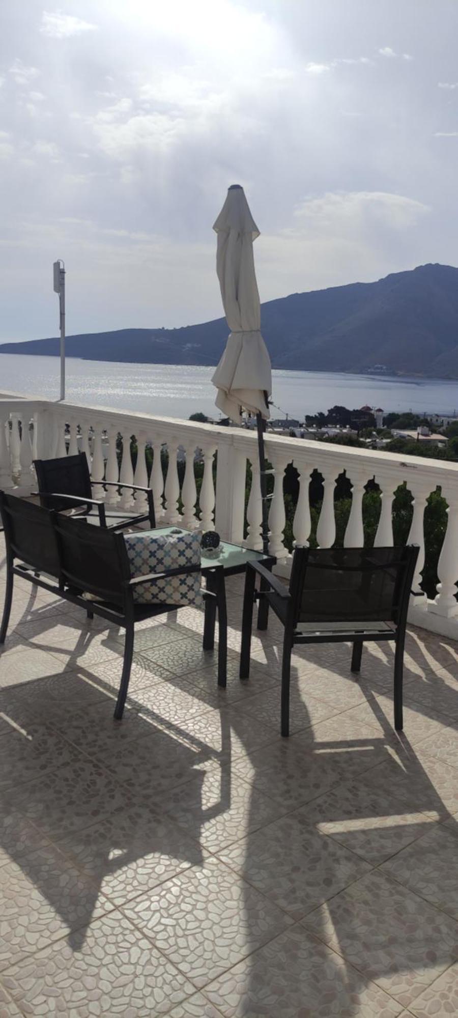 Nikos Studios Livadia  Chambre photo